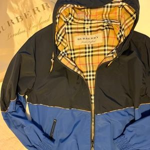 Men’s Burberry hooded jacket
